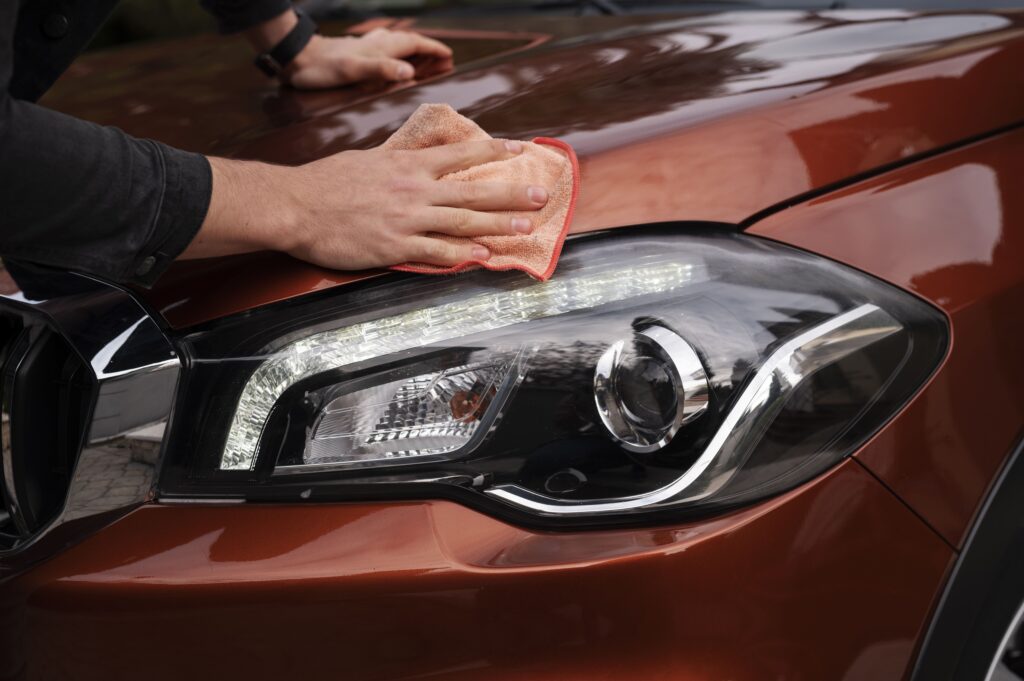 close-up-car-care-process (1)